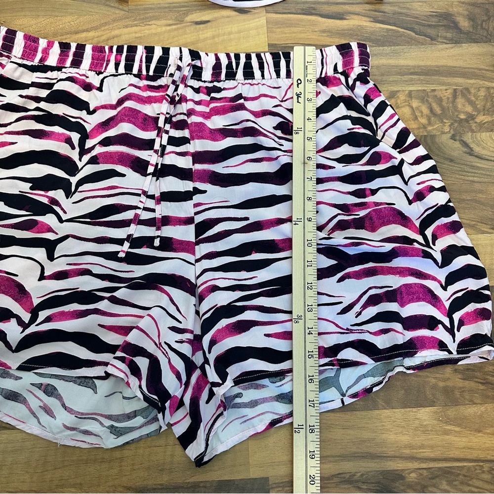 Eloquii Pink & Black Zebra Print 2-Piece Short set Size 18 (PlusSize) - Picture 5 of 7